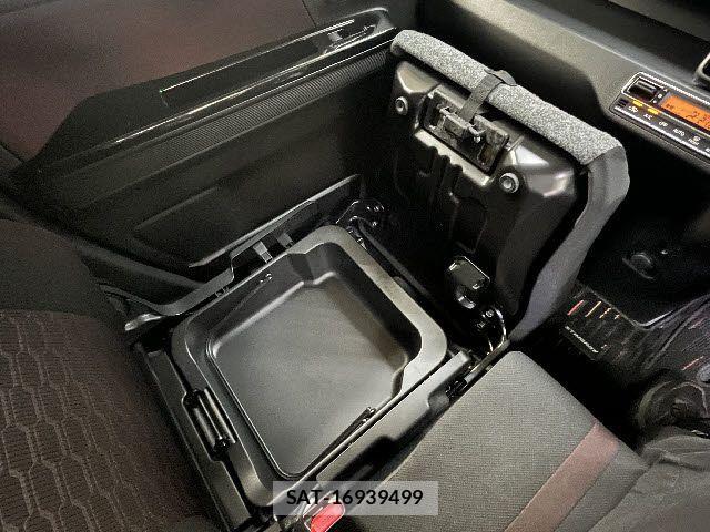 Suzuki WAGON R 2018-06 1356265-23