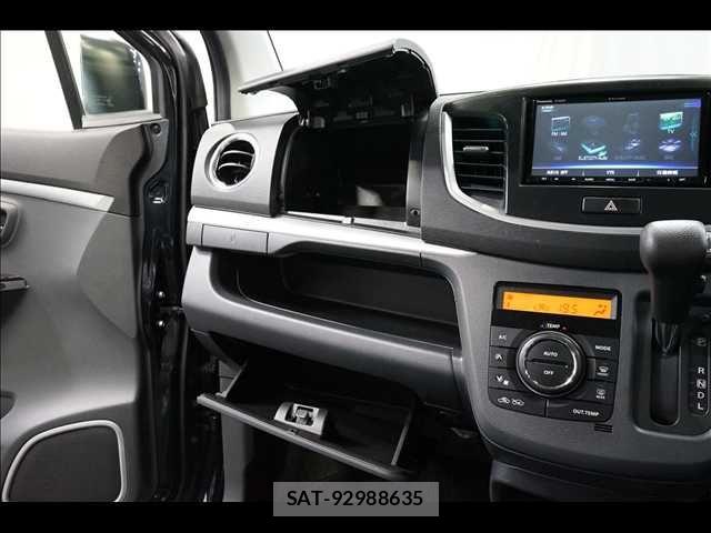 Suzuki WAGON R 2014-02 6505023-12