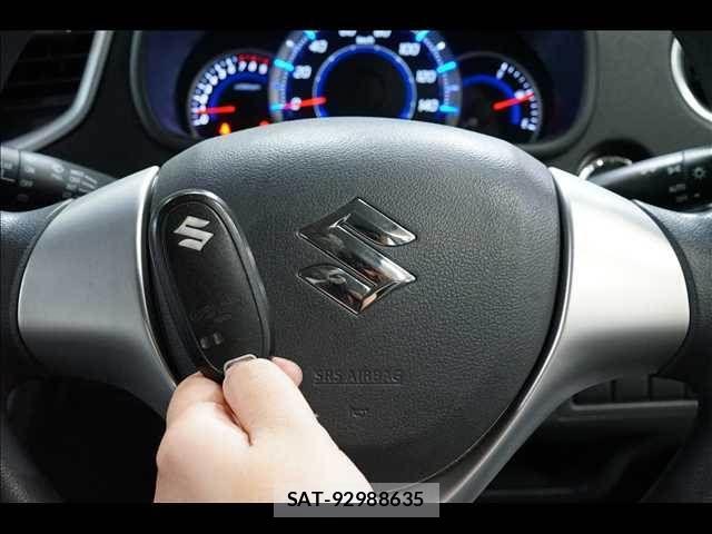 Suzuki WAGON R 2014-02 6505023-5