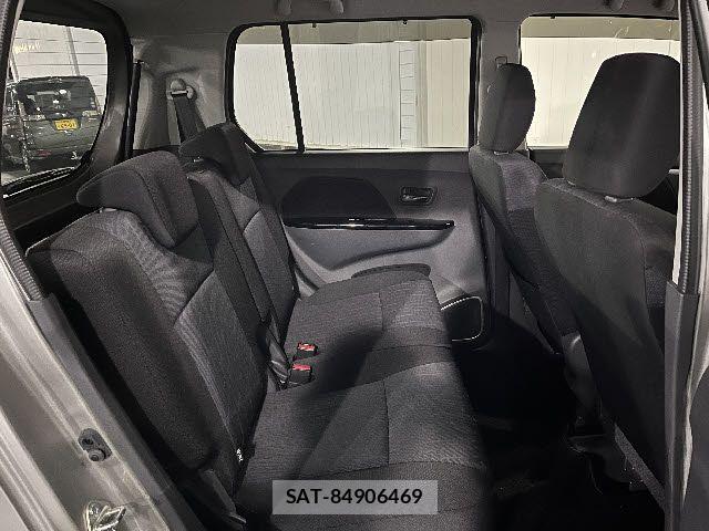 Suzuki WAGON R 2015-08 6615794-9