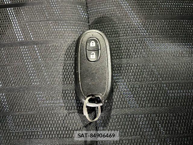 Suzuki WAGON R 2015-08 6615794-25