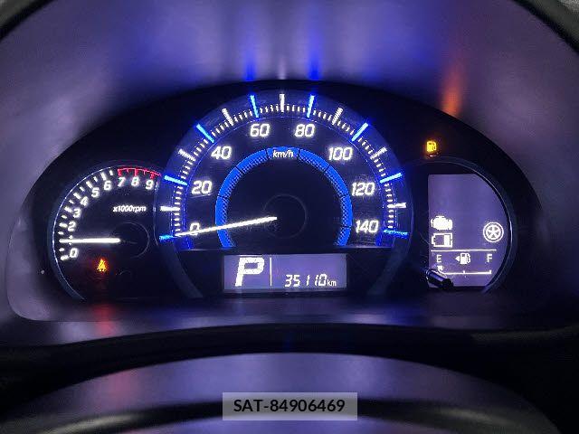 Suzuki WAGON R 2015-08 6615794-7