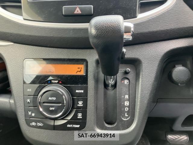 Suzuki WAGON R 2013-06 6915617-16