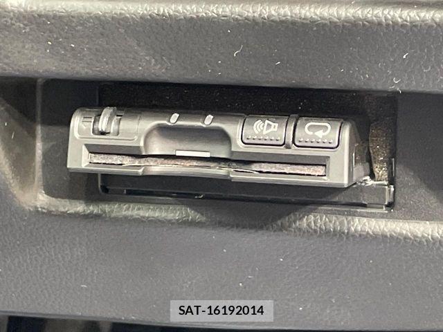 Suzuki WAGON R 2018-03 6915604-5