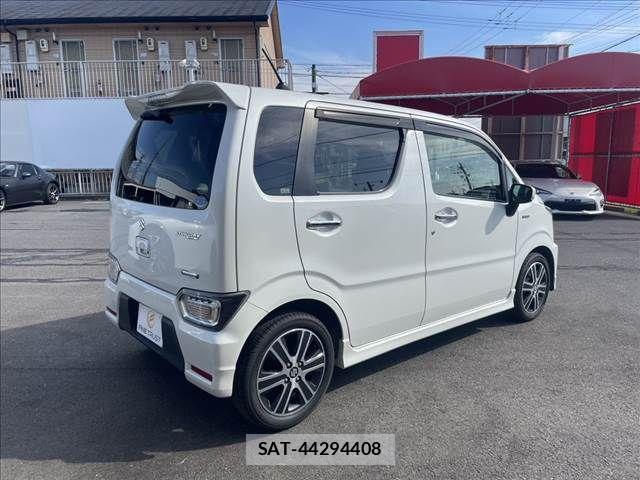 Suzuki WAGON R 2017-08 6999245-18