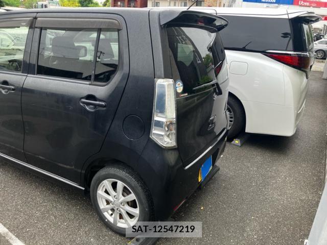 Suzuki WAGON R 2013-06 7021915-7
