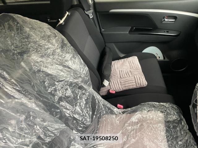 Suzuki WAGON R 2010-01 7061459-11
