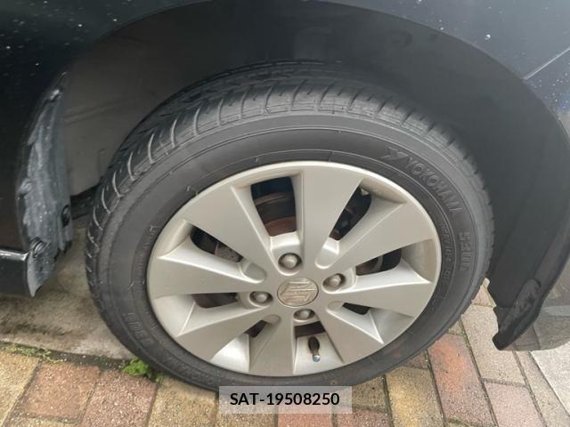 Suzuki WAGON R 2010-01 7061459-5