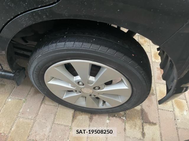 Suzuki WAGON R 2010-01 7061459-6