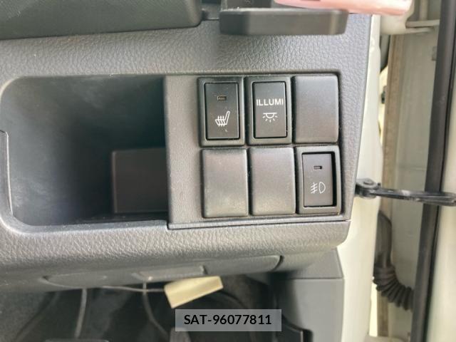 Suzuki WAGON R 2012-06 7227384-12