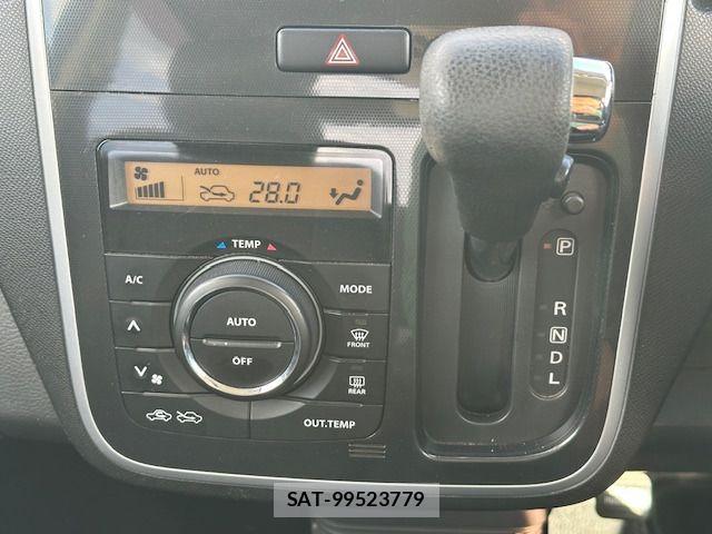Suzuki WAGON R 2011-06 7227379-12