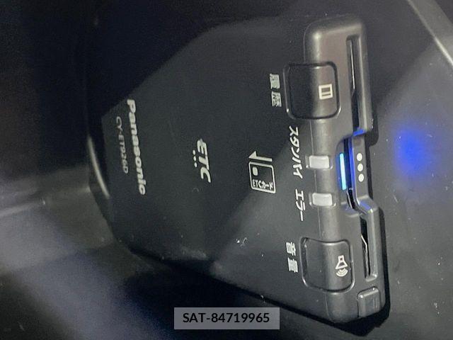 Suzuki WAGON R 2019-07 7227400-6