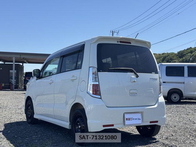 Suzuki WAGON R 2011-05 7227382-5