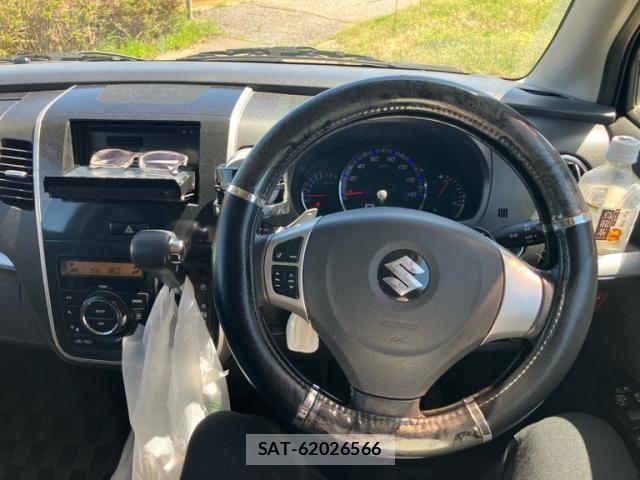 Suzuki WAGON R 2011-12 7227385-18