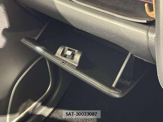 Suzuki WAGON R 2014-03 7227392-24