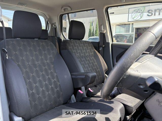 Suzuki WAGON R 2015-04 7227390-11