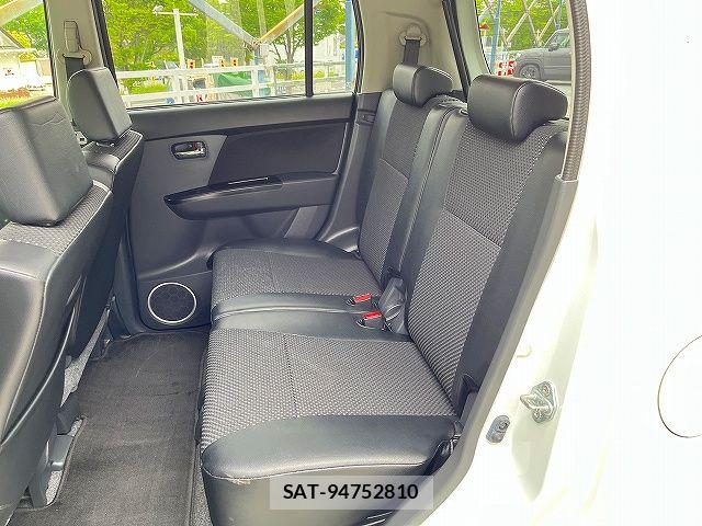 Suzuki WAGON R 2011-11 7252899-12