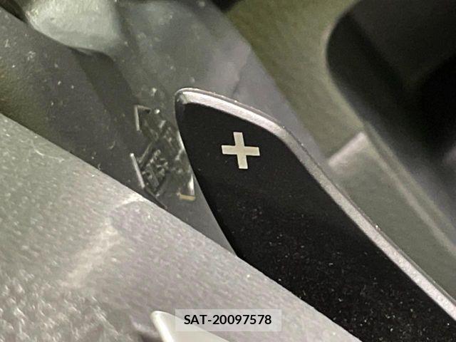 Suzuki WAGON R 2011-07 7273304-4