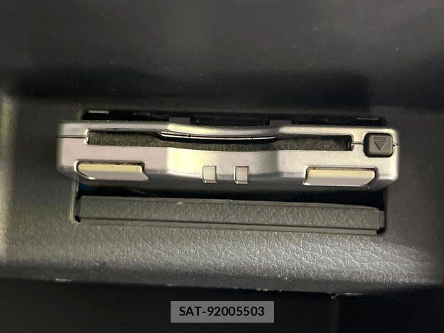 Suzuki WAGON R 2015-03 7394937-5