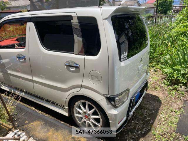Suzuki WAGON R 2017-03 7458932-5