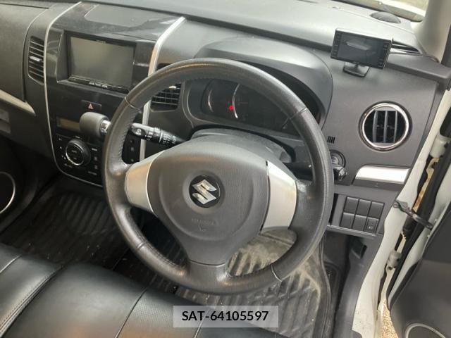 Suzuki WAGON R 2011-11 7563108-10