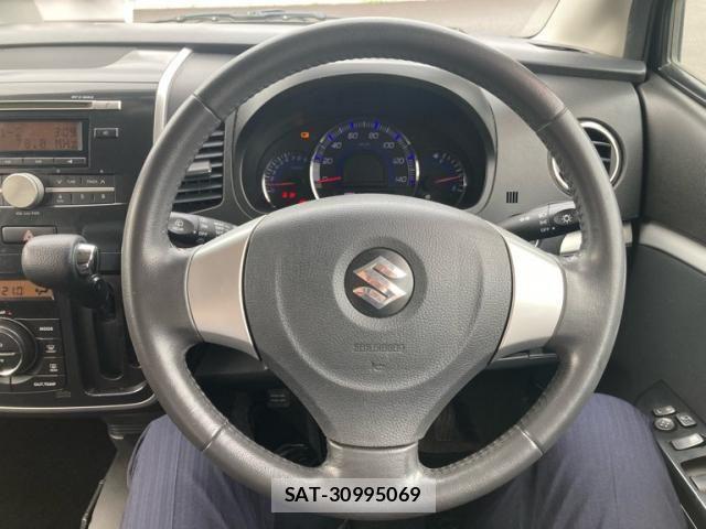 Suzuki WAGON R 2010-07 7563111-9