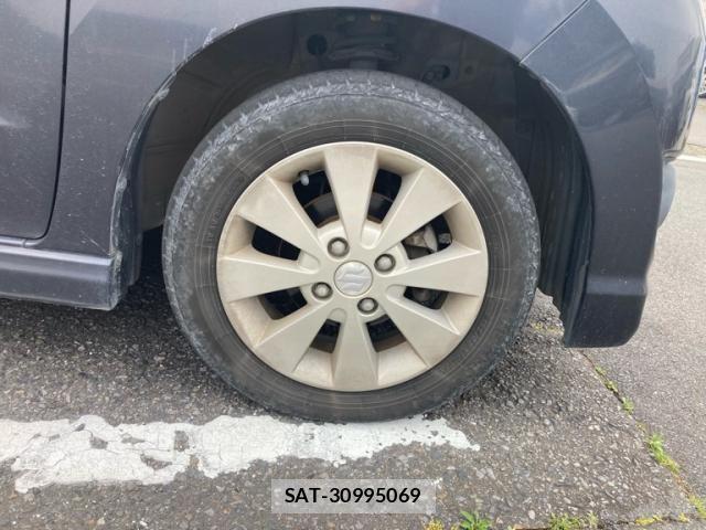 Suzuki WAGON R 2010-07 7563111-12