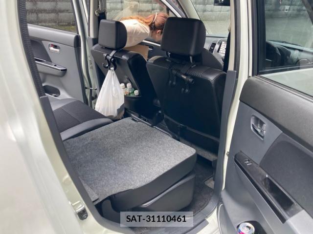 Suzuki WAGON R 2011-06 7563110-10
