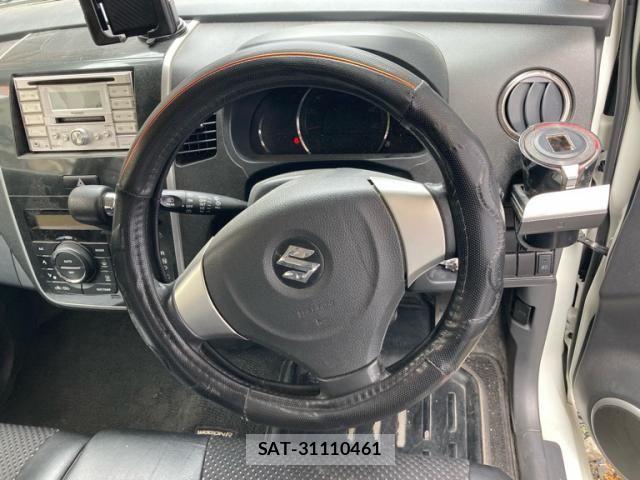 Suzuki WAGON R 2011-06 7563110-13