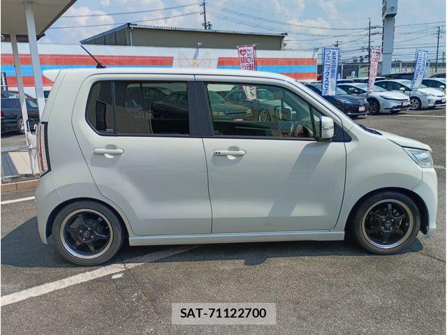 Suzuki WAGON R 2016-01 7621455-7