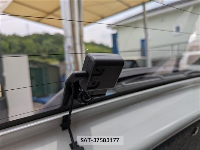 Suzuki WAGON R 2010-02 7621457-10