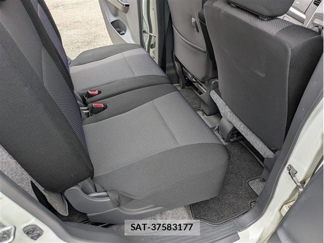 Suzuki WAGON R 2010-02 7621457-15