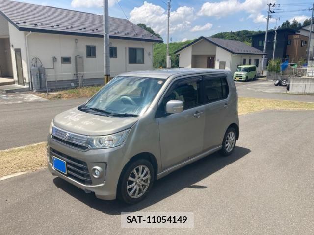 Suzuki WAGON R 2015-03 7621459-2