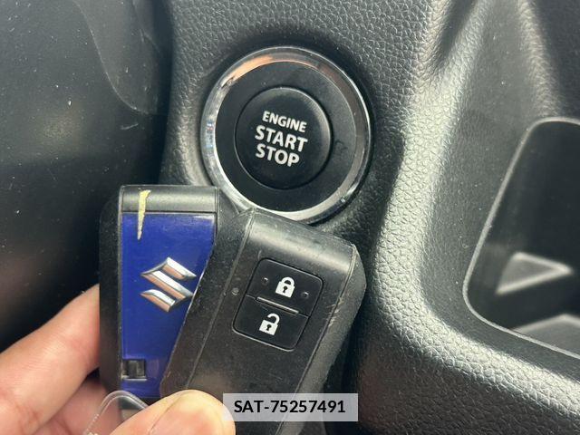 Suzuki WAGON R 2017-04 7964454-11
