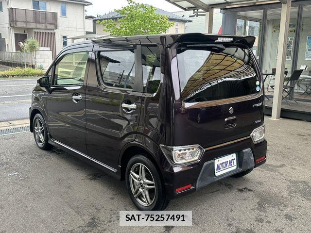 Suzuki WAGON R 2017-04 7964454-18