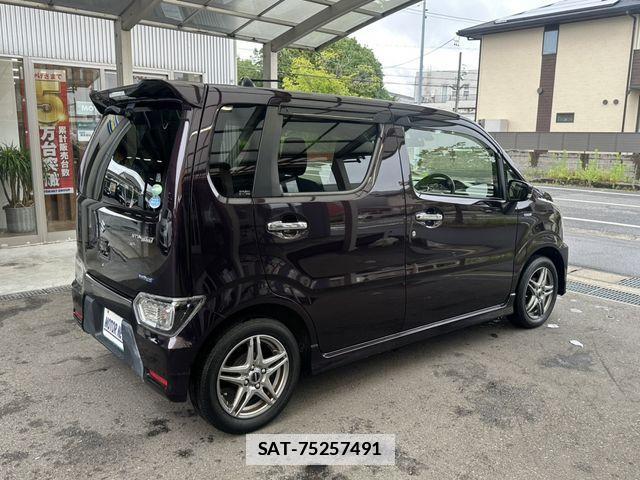 Suzuki WAGON R 2017-04 7964454-1