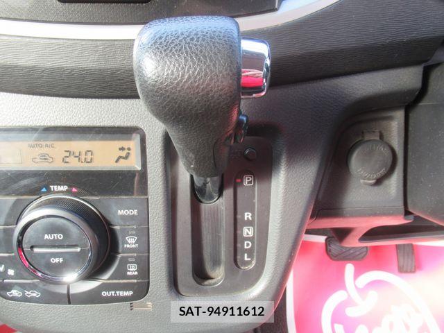 Suzuki WAGON R 2013-05 7964463-22