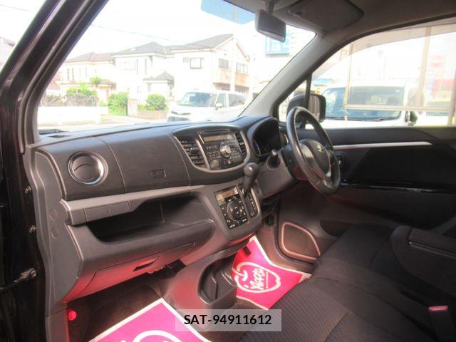 Suzuki WAGON R 2013-05 7964463-5