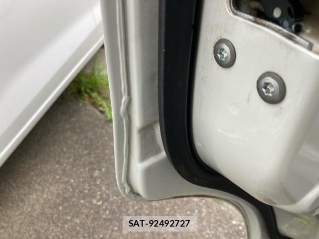 Suzuki WAGON R 2007-09 7964467-24