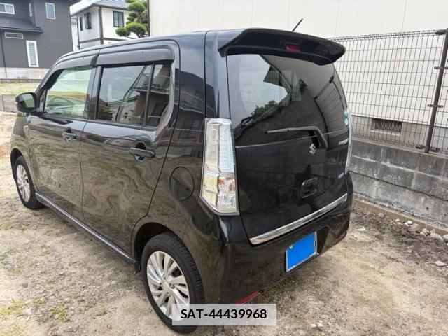 Suzuki WAGON R 2014-12 7981614-2