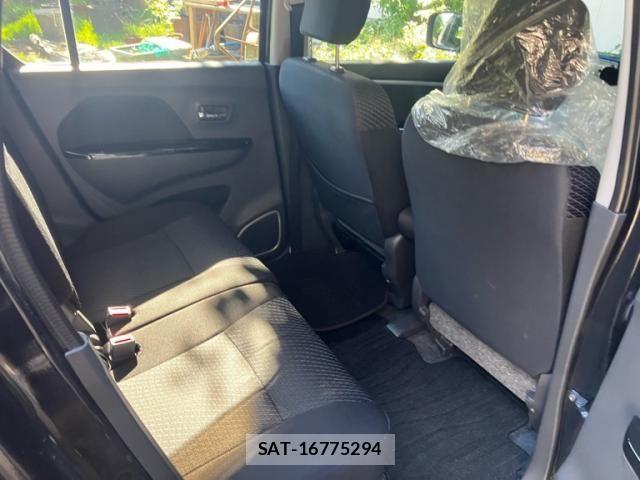Suzuki WAGON R 2014-02 7981622-18