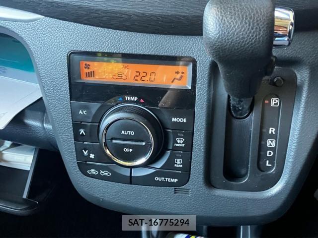Suzuki WAGON R 2014-02 7981622-22
