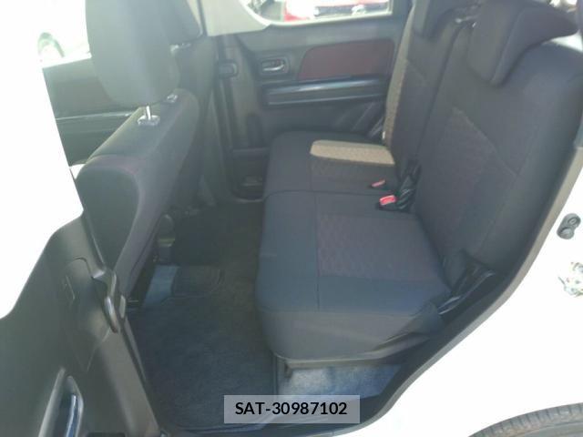Suzuki WAGON R 2017-06 7981613-22