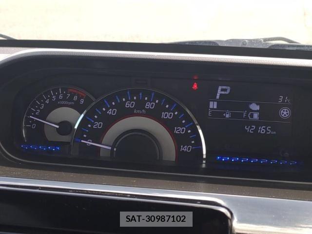 Suzuki WAGON R 2017-06 7981613-28
