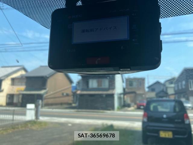 Suzuki WAGON R 2010-02 8076202-21
