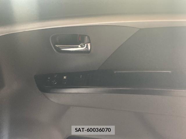 Suzuki WAGON R 2012-07 8076198-11