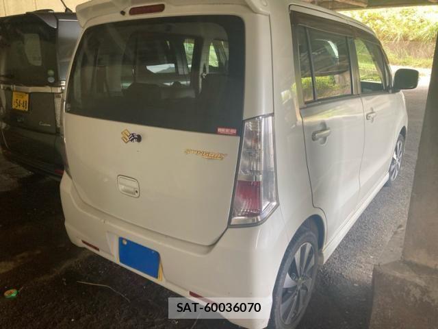 Suzuki WAGON R 2012-07 8076198-3