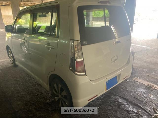 Suzuki WAGON R 2012-07 8076198-4