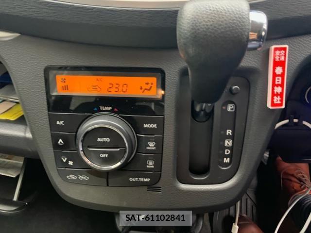 Suzuki WAGON R 2013-08 8076195-15