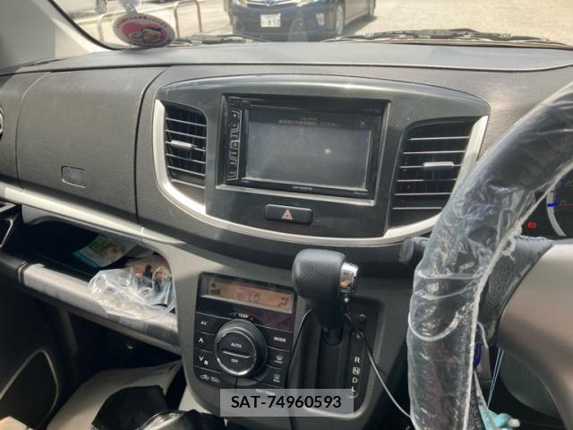 Suzuki WAGON R 2013-07 8102822-11